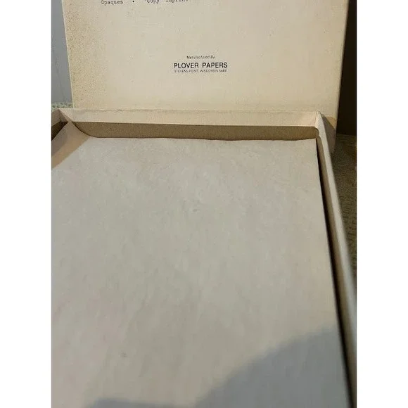 Keebord Typewriter Papers Plover Onion Skin White Cockle Finish 8.5 x 11 25 - Picture 3 of 4